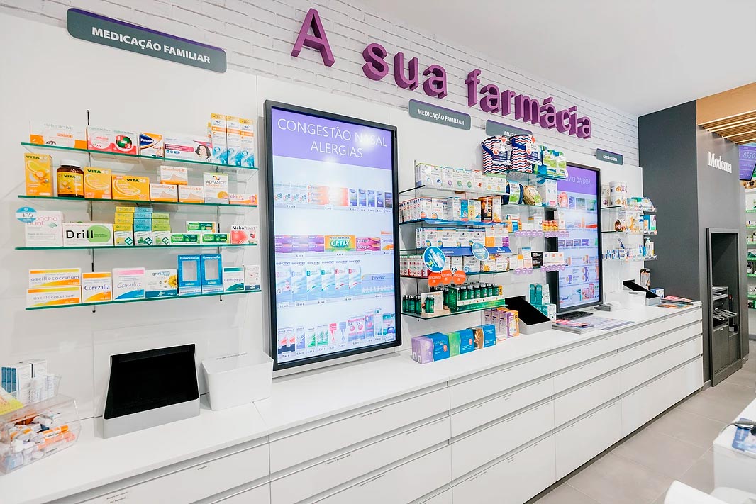 farmácia-moderna-de-ilhavo-medd-design-design-de-farmácia-9