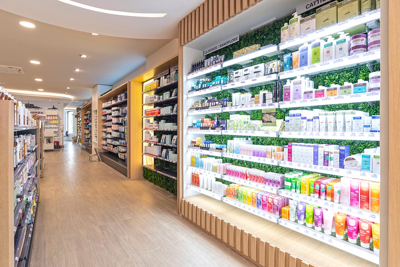 Pharmacie-du-Pôle-Santé-medd-design-renovação-de-farmácia-3