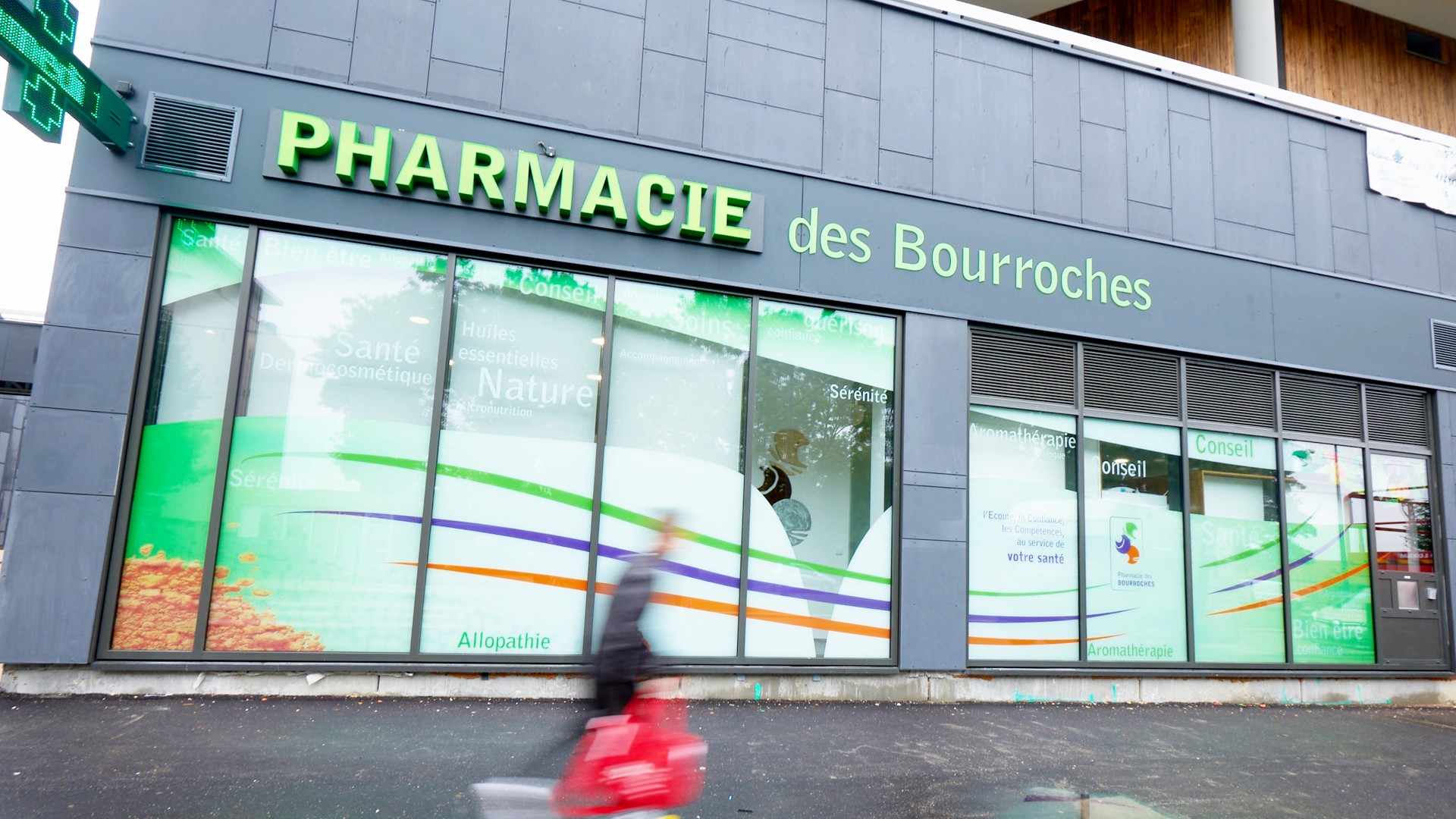 Signalétique extérieure-pharmacie-medd-agencement-2021