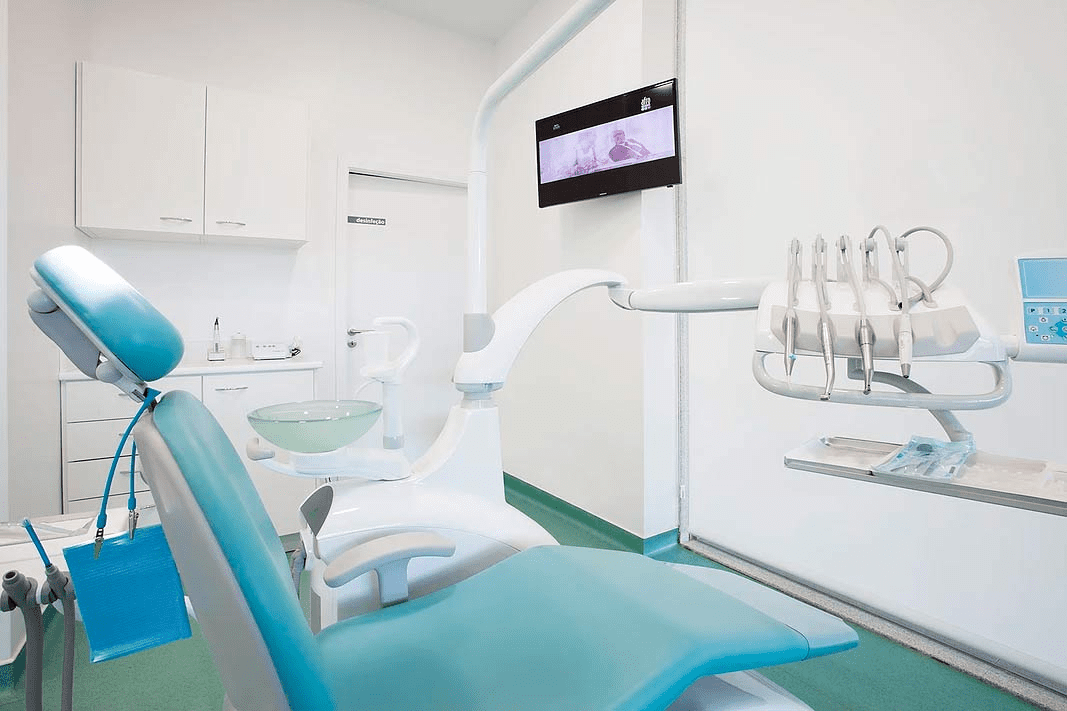 Clinique Dentaire et Esthétique Dentaire. Medd Agencement. Clinique Dentaire et Esthétique Dentaire. Medd Agencement.